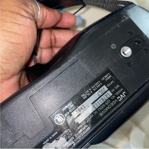 Vintage 1992 JVC Black Video Camera with Red Strap NOT TESTED - Picture 6 of 7